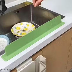 Kitchen Water Splash Guard for Sink